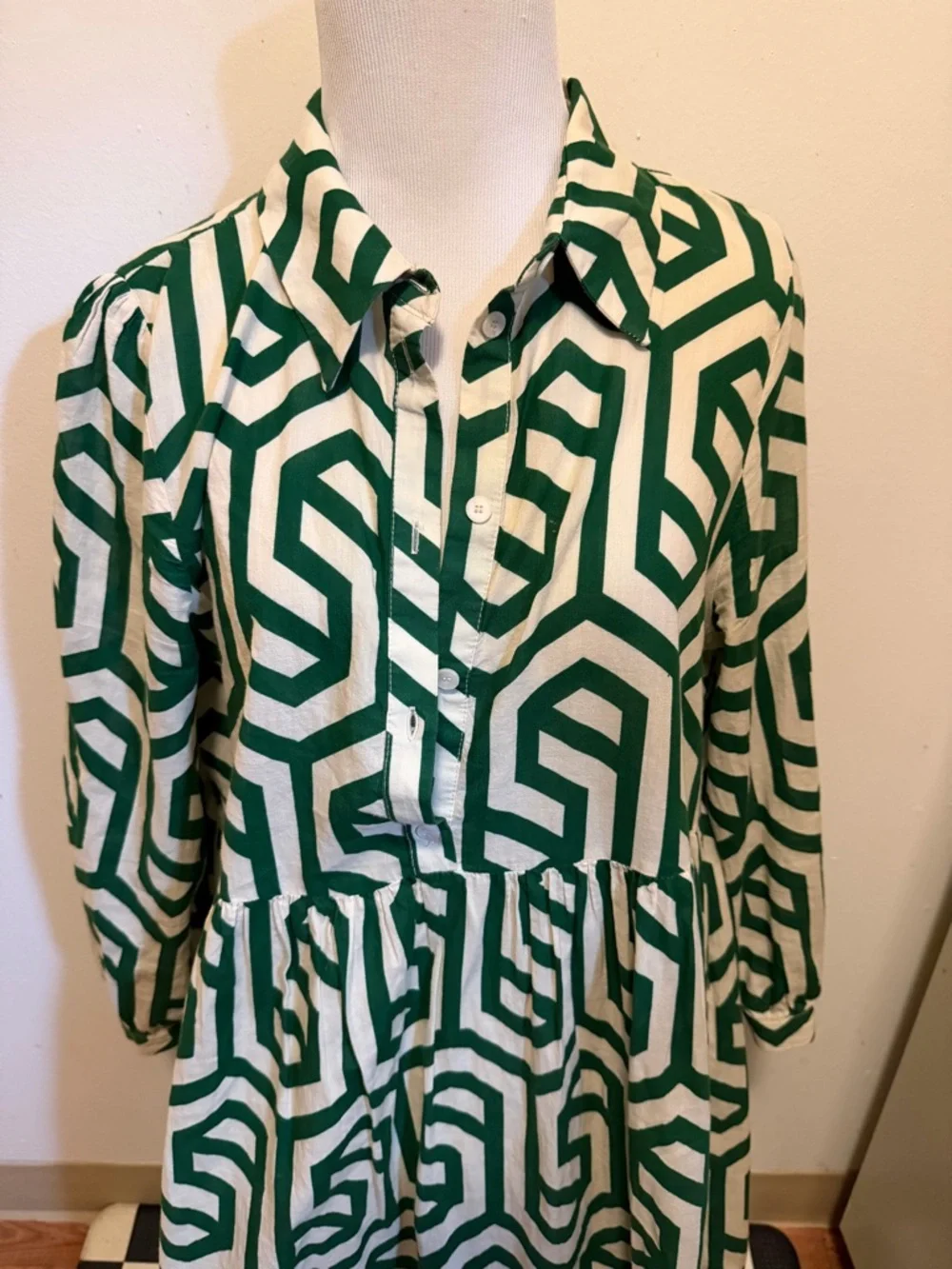 Zara Women’s Karen Tiered Green and Ecru Geometric Midi Dress L TikTok Famous - Picture 3 of 5